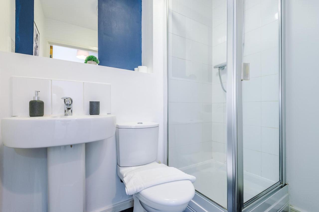 2 Bed Apartment With Balcony Private Parking Near Etihad Stadium, Coop Live Manchester Eksteriør bilde